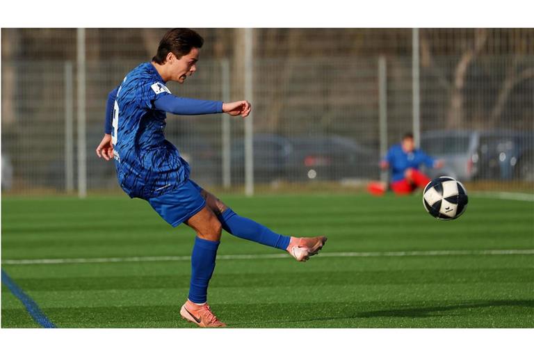 Minos Gouras erzielte beide Tore für den SGV Freiberg beim 2:0 gegen Kickers Offenbach. 

Baumann/Julia Rahn