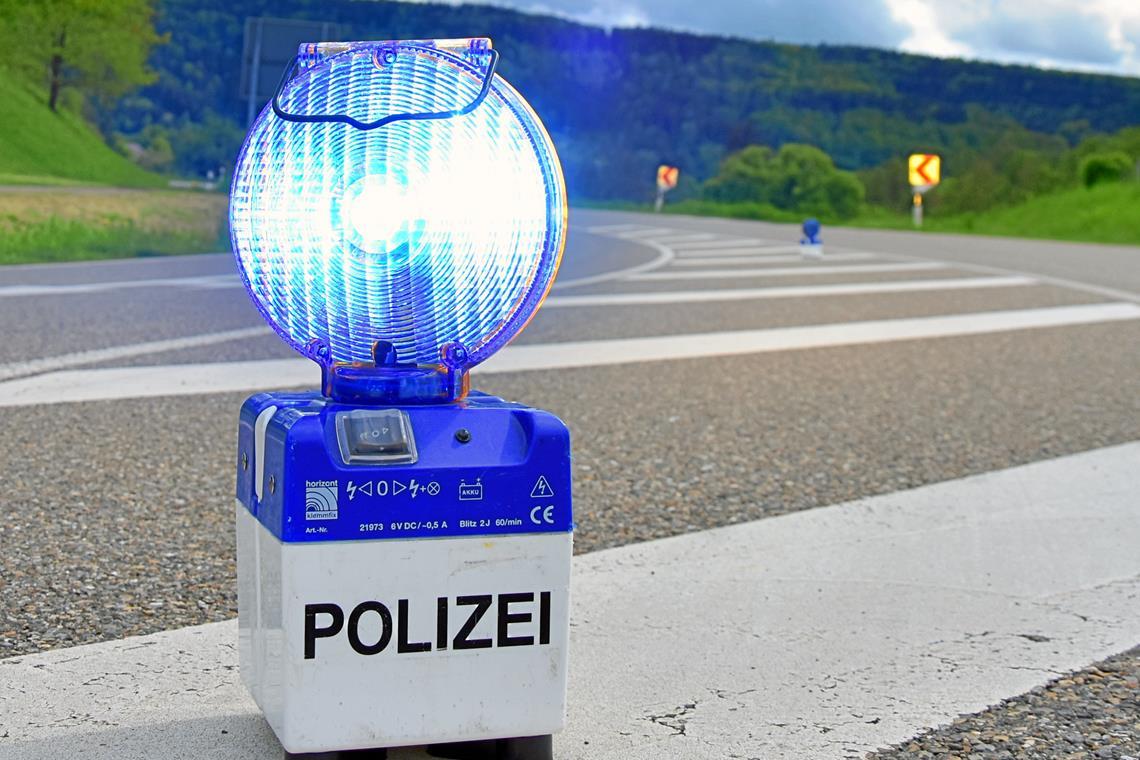 Betrunken von Straße abgekommen Mit 1,1 Promille von der Fahrbahn abgekommen. Symbolfoto: Tobias Sellmaier