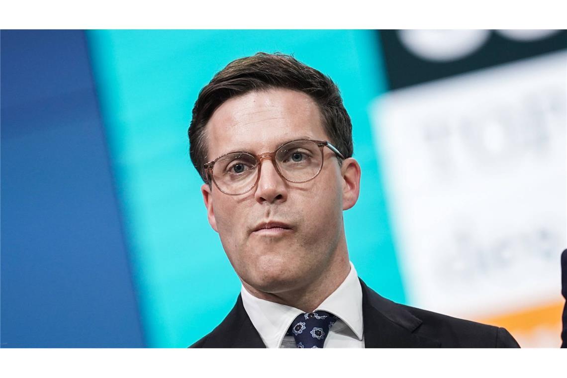 Spott für PR-Video – wie Manuel Hagel auch in sozialen Medien scheiterte