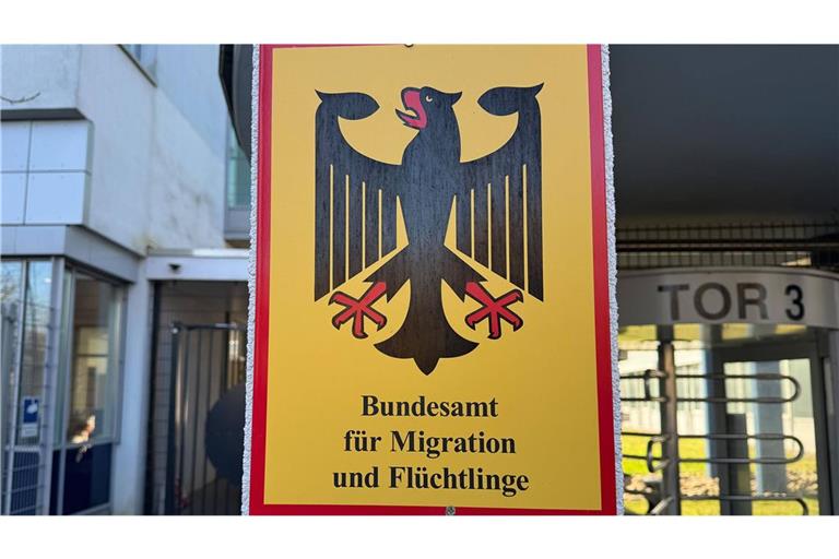 Mit 479 Anfragen im vergangenen Jahr gab es eine Steigerung um rund 30 Prozent, wie die Beratungsstelle „Radikalisierung“ des Bundesamtes mitteilte.