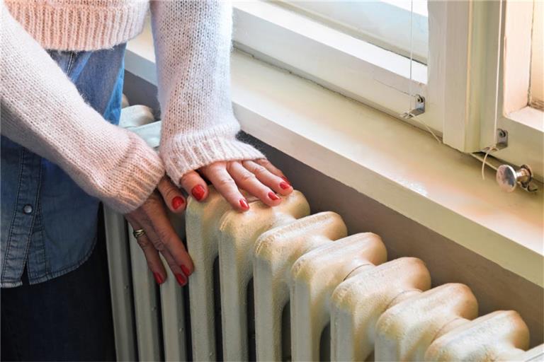 Mit den kälteren Temperaturen stellt sich auch die Frage nach dem richtigen Zeitpunkt zum Einschalten der Heizung. Alles Wichtige hier.