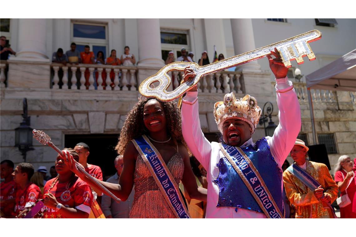 Schlüsselübergabe an "König Momo": Karneval in Rio beginnt Mit der Übergabe des Stadtschlüssels beginnt der Karneval in Rio de Janeiro.