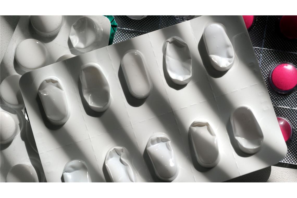 EU-Kommission: Medikamentenproduktion in Europa soll steigen Mit einem neuen Gesetz möchte die EU-Kommission die Versorgung mit kritischen Medikamenten sicherstellen. (Symbolbild)