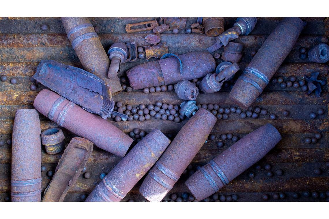 Mit einem Weltkriegsgeschoss im Gesäß hat ein junger Mann in Frankreich einen Einsatz des Kampfmittelräumdienstes in einer Klinik ausgelöst. (Symbolbild)