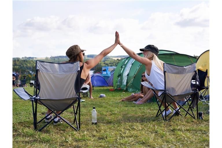 Mit einer Festival-Packliste kann man sich Stress vor Ort ersparen.
