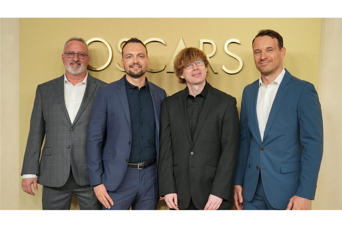 Mit Guido Wolter (2.v.l.) und Michael Ralla (r.) sind zwei deutsche Spezialeffektekünstler im Oscar-Rennen.
