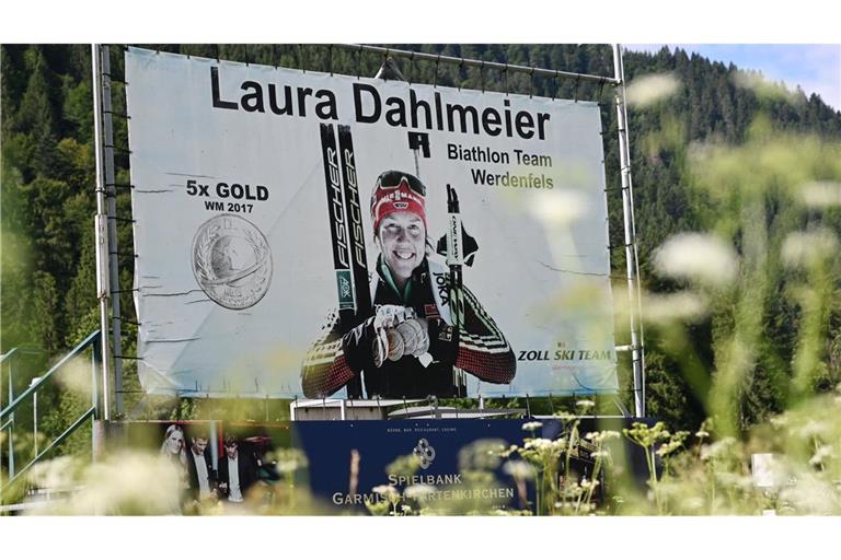 Mit öffentlichem Gedenken an Laura Dahlmeier hatte sich ihre Heimatgemeinde zunächst zurückgehalten. (Archivbild)