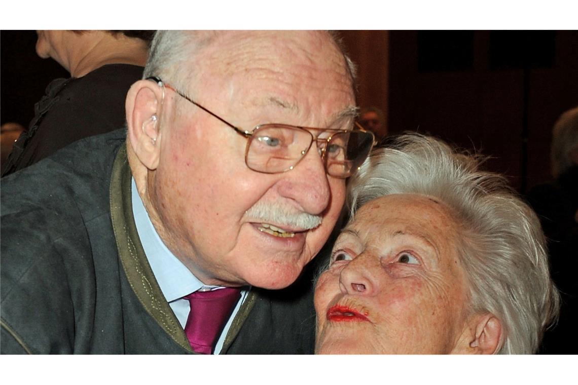 "Der Alte" wird 100 - TV-Star Rolf Schimpf hat Geburtstag Mit Schauspielerin Ilse Zielstorff verlebte Schimpf fast 50 glückliche Ehejahre.