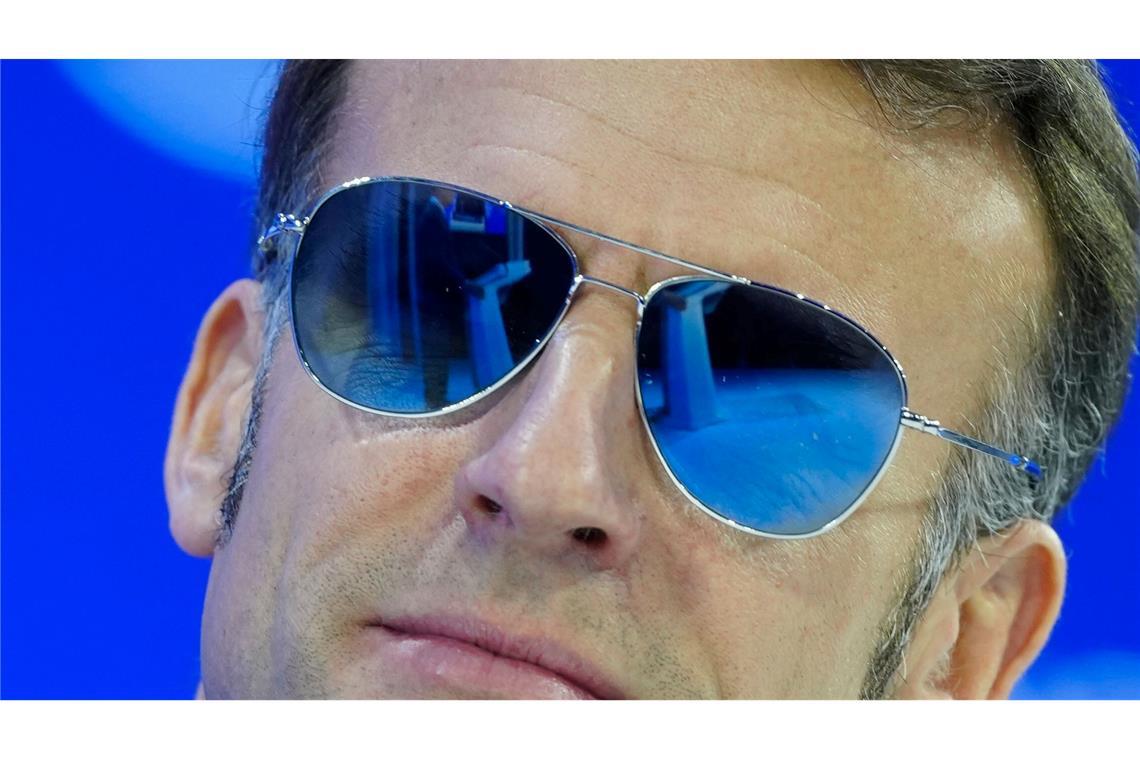 Mit seinem Auftritt mit Sonnenbrille in Davos landete Macron auf vielen Titelseiten (Archivbild).