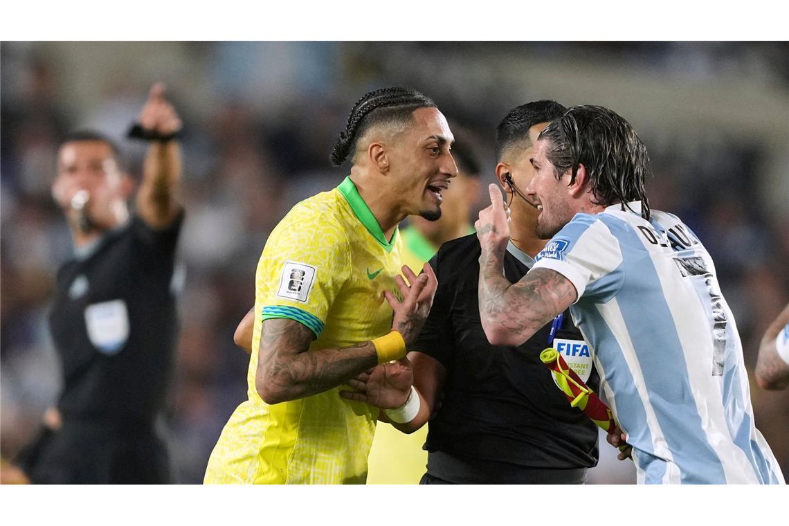 Weltmeister dabei: WM mit Argentinien - Brasilien gedemütigt Mit seinen Worten vor dem Spiel hatte Brasiliens Raphinha die Atmosphäre zusätzlich aufgeheizt.