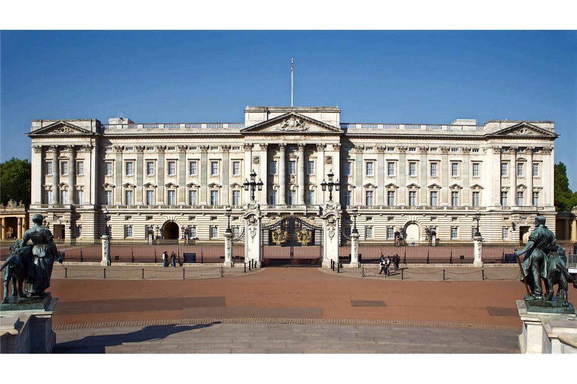 Buckingham-Mitarbeiterin randaliert nach Weihnachtsfeier Mitarbeiter des königliches Palastes sind angeblich durch ungebührliches Benehmen aufgefallen.