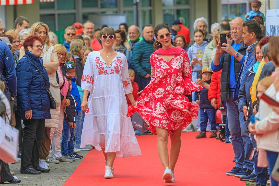 Modehaus Bachmann und Mode am Markt präsentieren neue Trends. Foto: Stefan Bossow