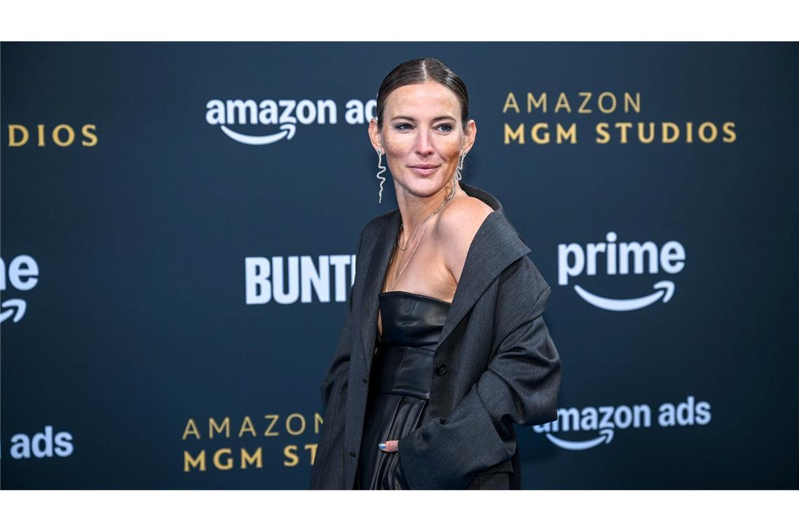 Jeannine Michaelsen ist in neuer "7 vs. Wild"-Staffel dabei Moderatorin Jeannine Michaelsen macht bei der neuen Staffel der Reality-Show "7 vs. Wild" mit.