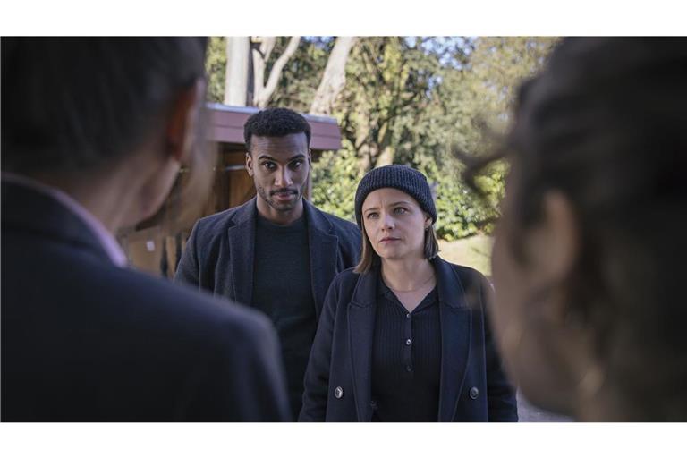 Moormann und Schipper bei der Familie des Opfers