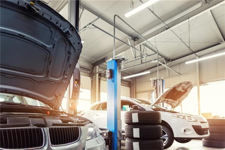 Müssen ältere Fahrzeuge bald jährlich zum TÜV?
