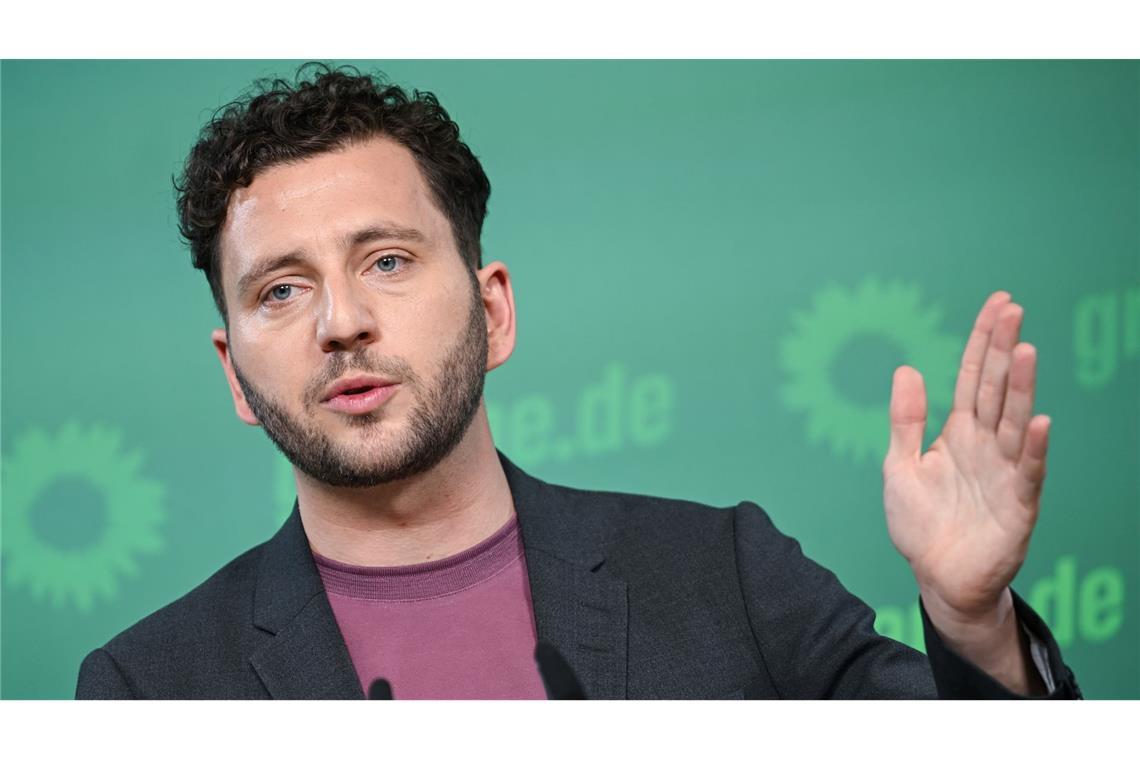 Mutlos findet Grünen-Chef Banaszak das schwarz-rote Bündnis.