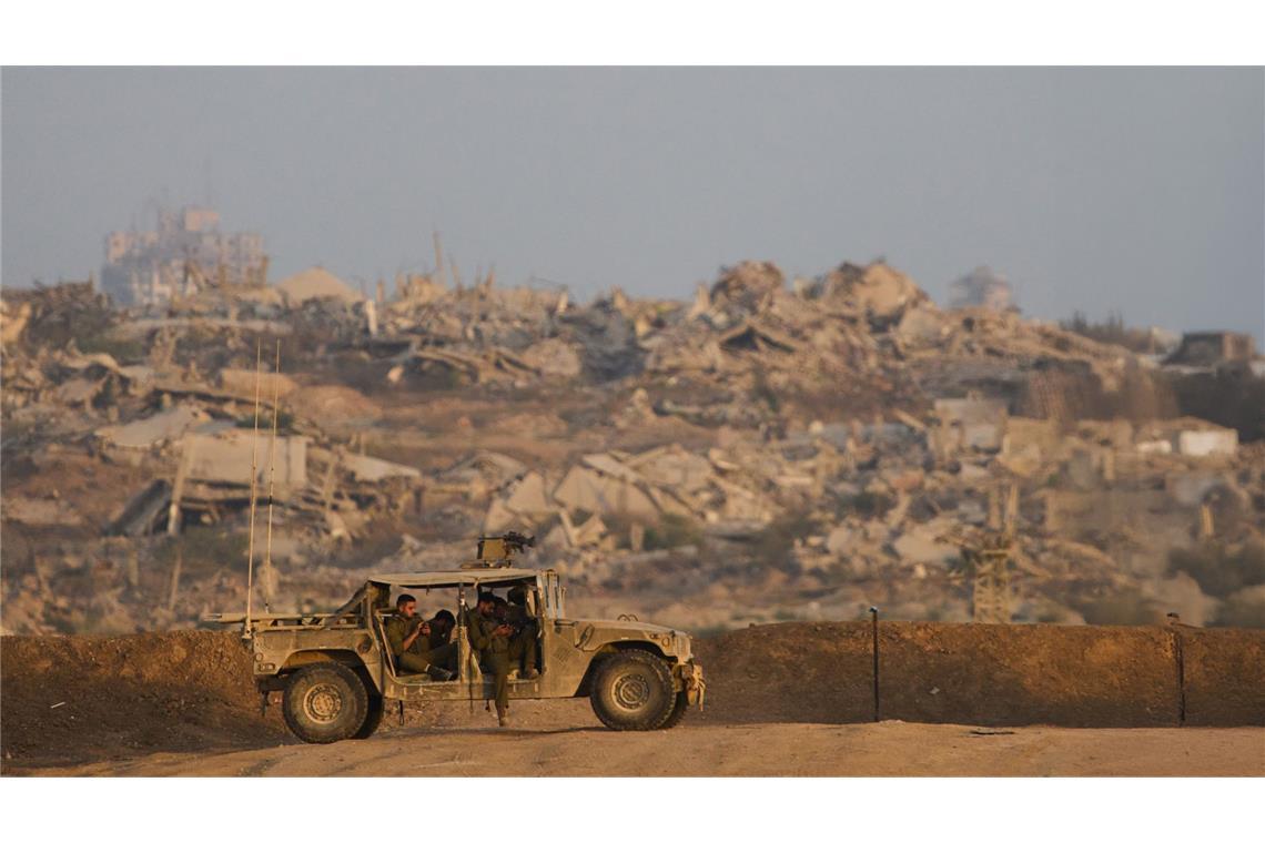 Waffenruhe im Gazastreifen in Kraft getreten - Geiseln sollen bald freikommen Nach Angaben der israelischen Armee ist das Waffenruheabkommen um 12 Uhr Ortszeit in Kraft getreten. (Archivbild)