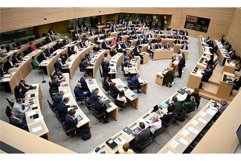 Nach bisherigen Berechnungen wird der Platz im Landtag nach der nächsten Landtagswahl knapp.