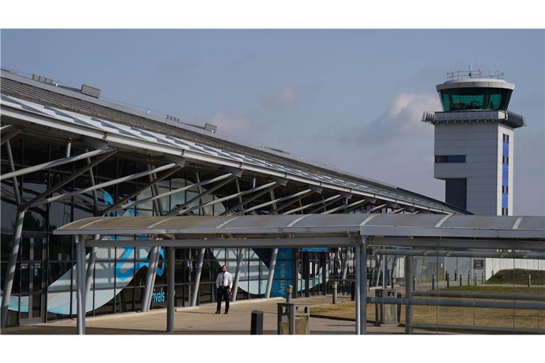 Nach dem Absturz eines Geschäftsflugzeugs bleibt der Airport bis auf weiteres geschlossen.