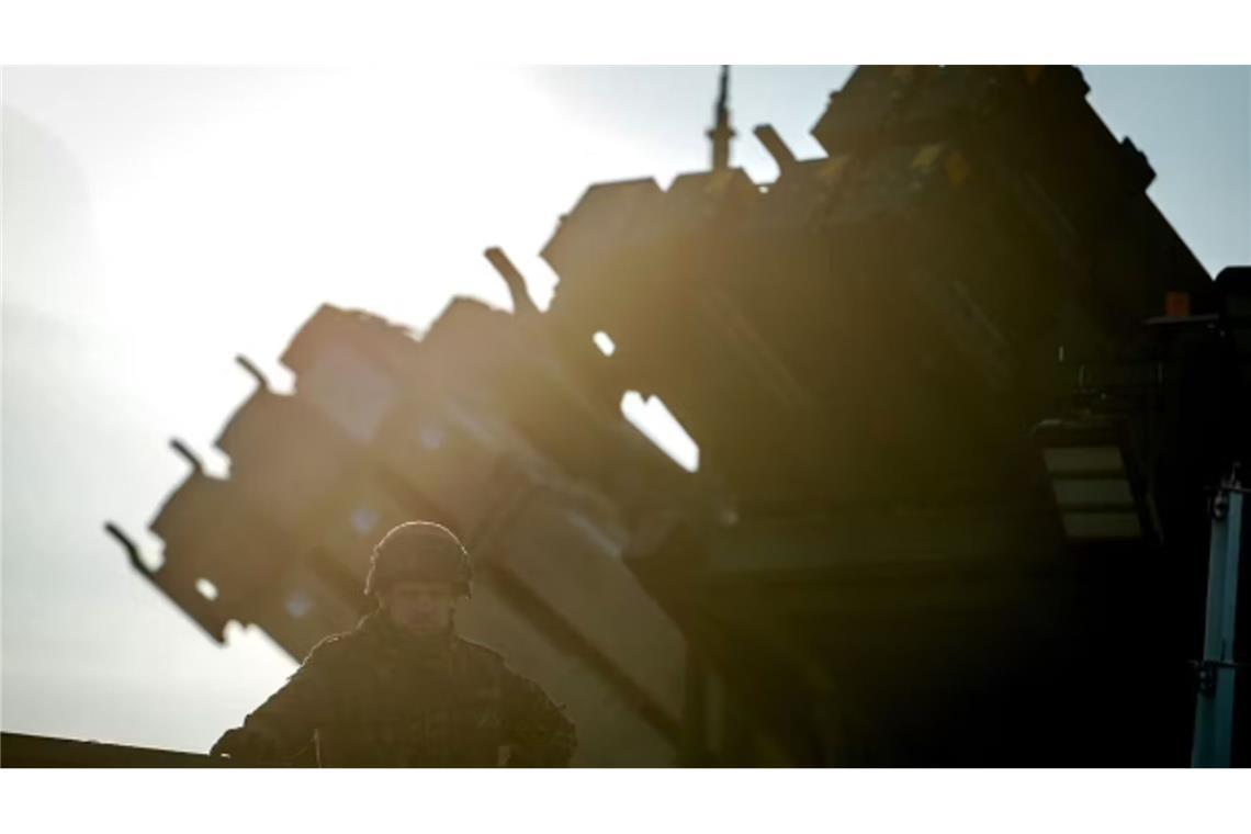 Nato reagiert mit Militäroperation auf russische Drohnen Nach dem Eindringen russischer Drohnen in den Luftraum der Nato will die Nato die Schutzmaßnahmen an der Ostflanke noch einmal verbessern. (Archivbild)