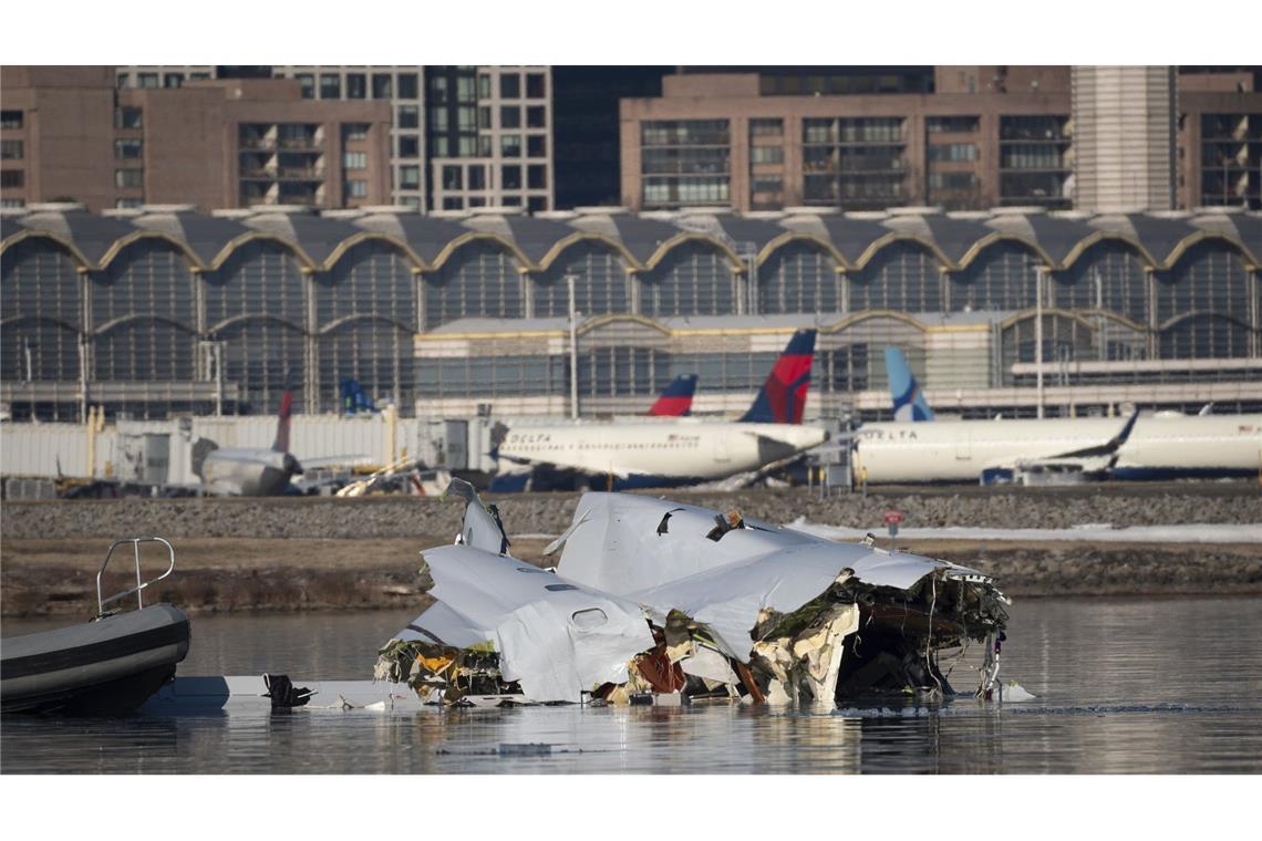 Nach tödlichem Flugzeugunglück in Washington alle 67 Leichen geborgen Nach dem Flugzeugunglück in Washington sind mittlerweile alle Leichen geborgen. (Archivfoto)