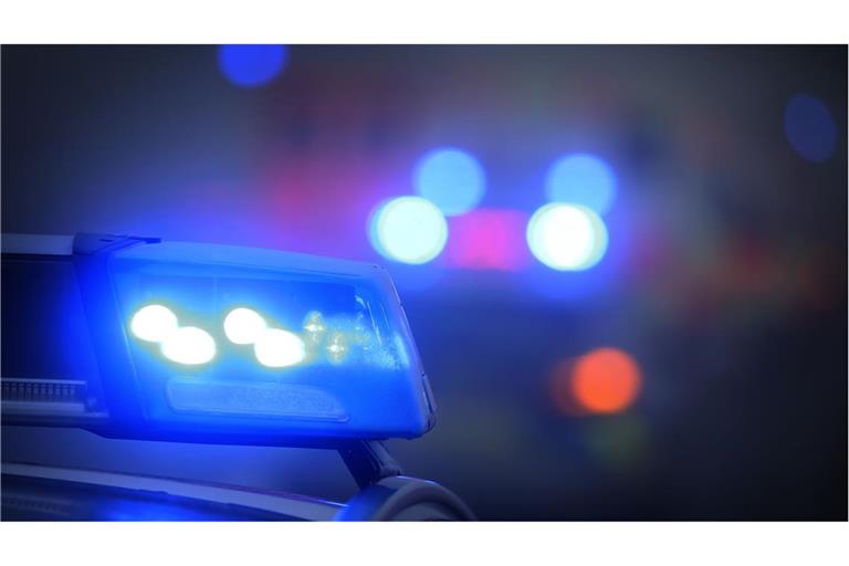 Nach dem gewaltsamen Tod einer Mutter in Augsburg hat die Polizei offenbar einen Ermittlungserfolg errungen. (Symbolbild)