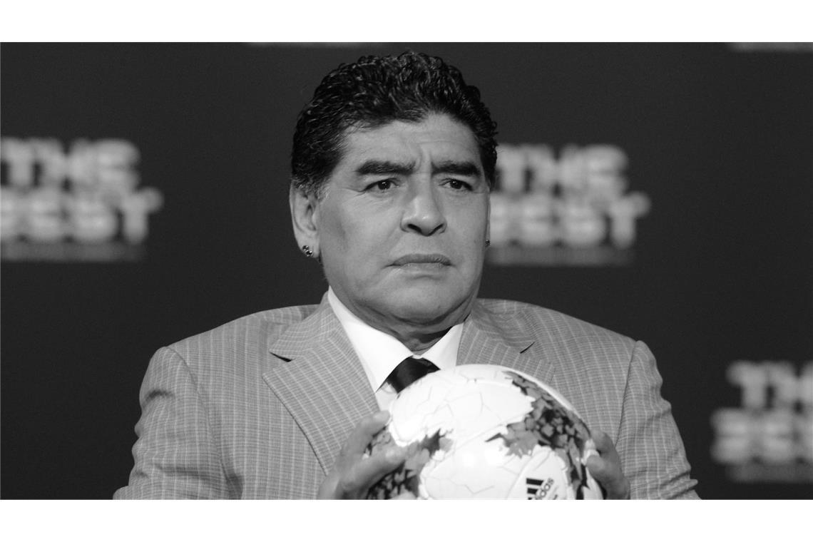 Nach der Absetzung einer Richterin hat am Dienstag in Argentinien ein neuer Prozess um den Tod von Diego Maradona begonnen (Archivfoto).