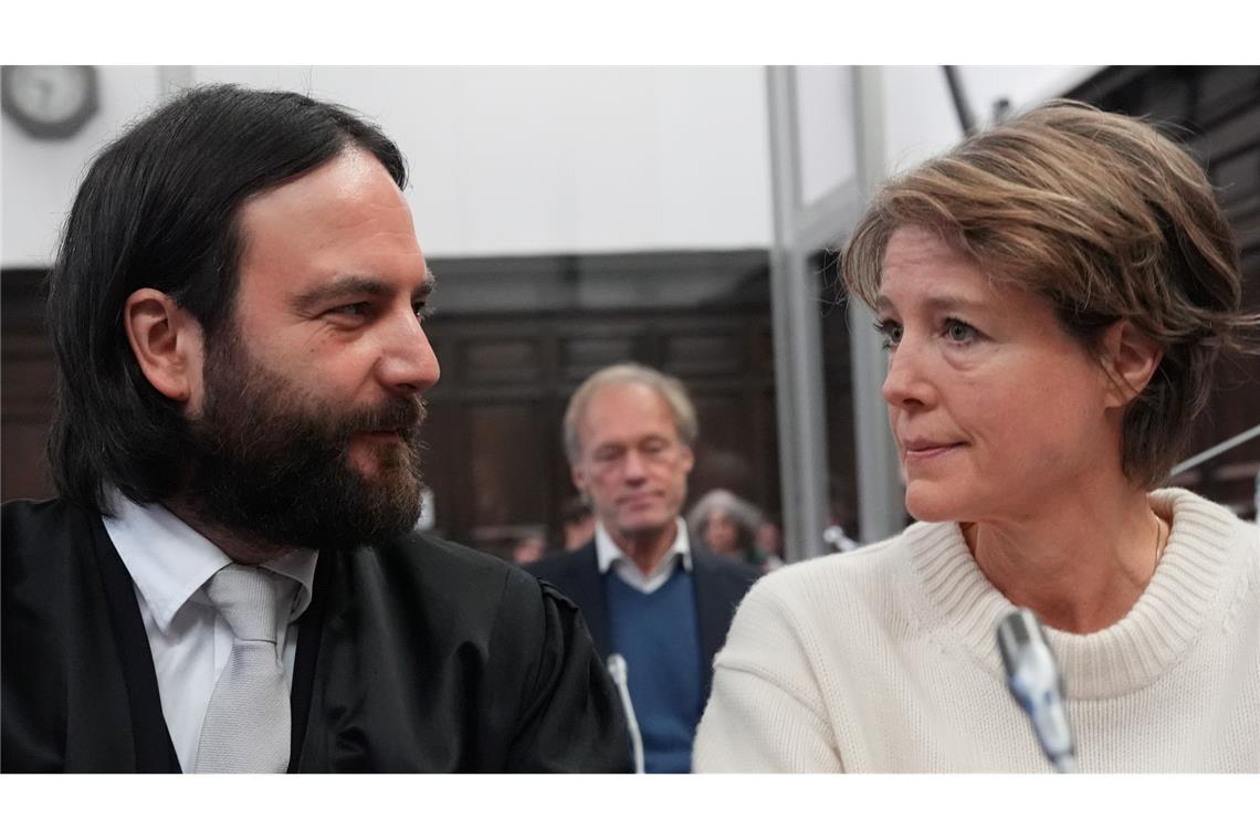 Nach einer dramatischen Szene im Gerichtssaal wurde der Prozess kurz unterbrochen.