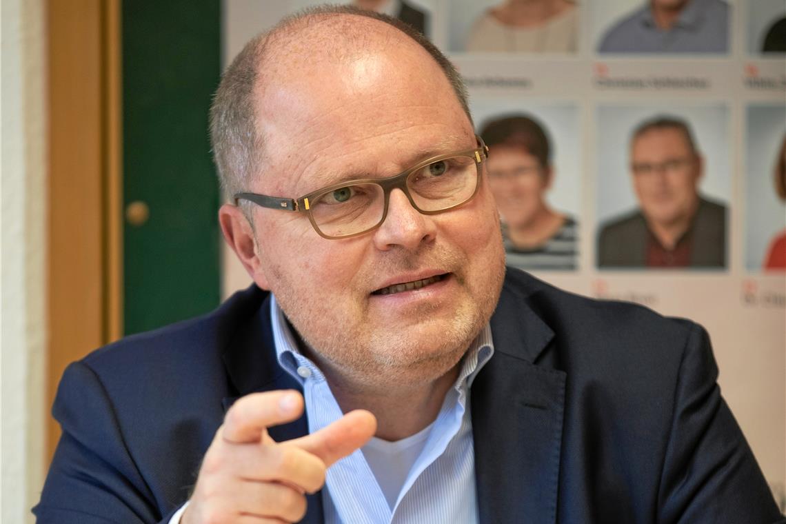 Nach sechs Legislaturperioden im Bundestag tritt Christian Lange bei der Wahl 2021 nicht mehr an. Für sein letztes Jahr hat er sich aber noch einiges vorgenommen. Foto: A. Becher