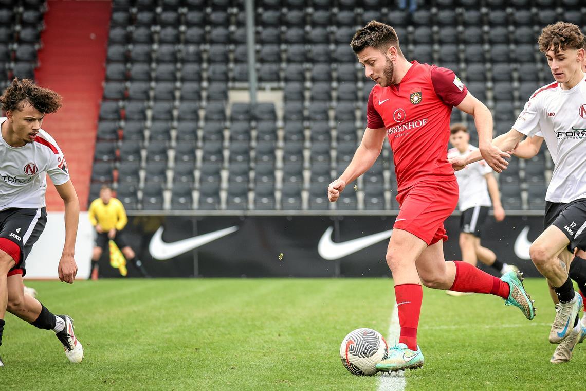 SG Sonnenhof Großaspach: Die Aufgabe ist nur auf den ersten Blick leicht Nach seinem Mittelfußbruch in dieser Saison eventuell nicht mehr für die SG am Ball: Antreiber Marius Kunde. Foto: Alexander Becher
