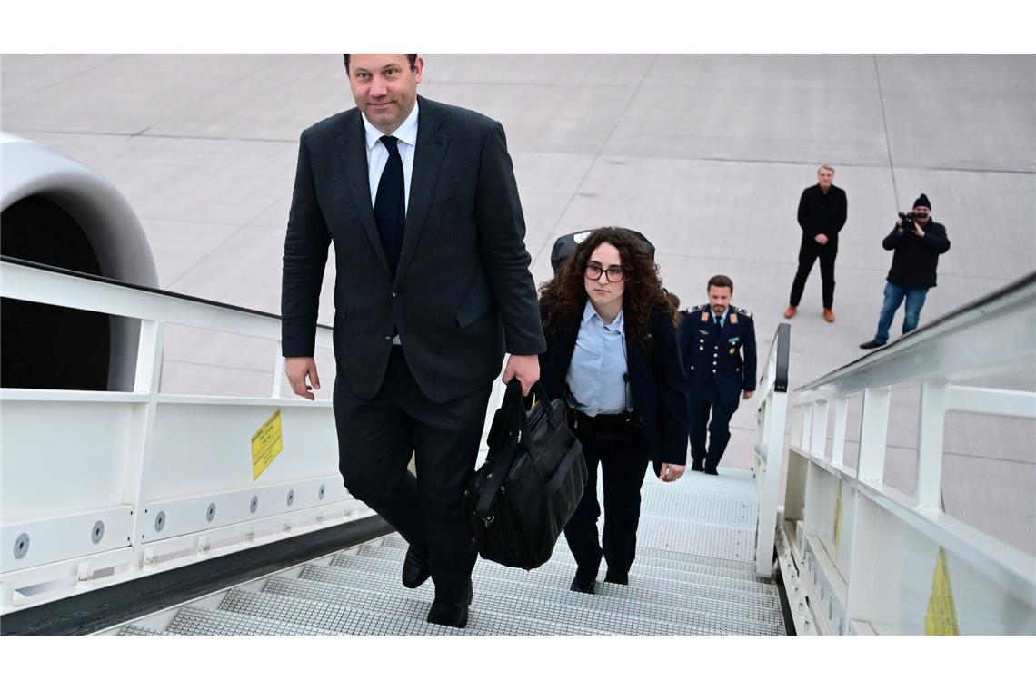 Nach seiner Reise zur IWF-Frühjahrestagung nach Washington geht es für Finanzminister und SPD-Chef Klingbeil nach Barcelona. (Archivbild)