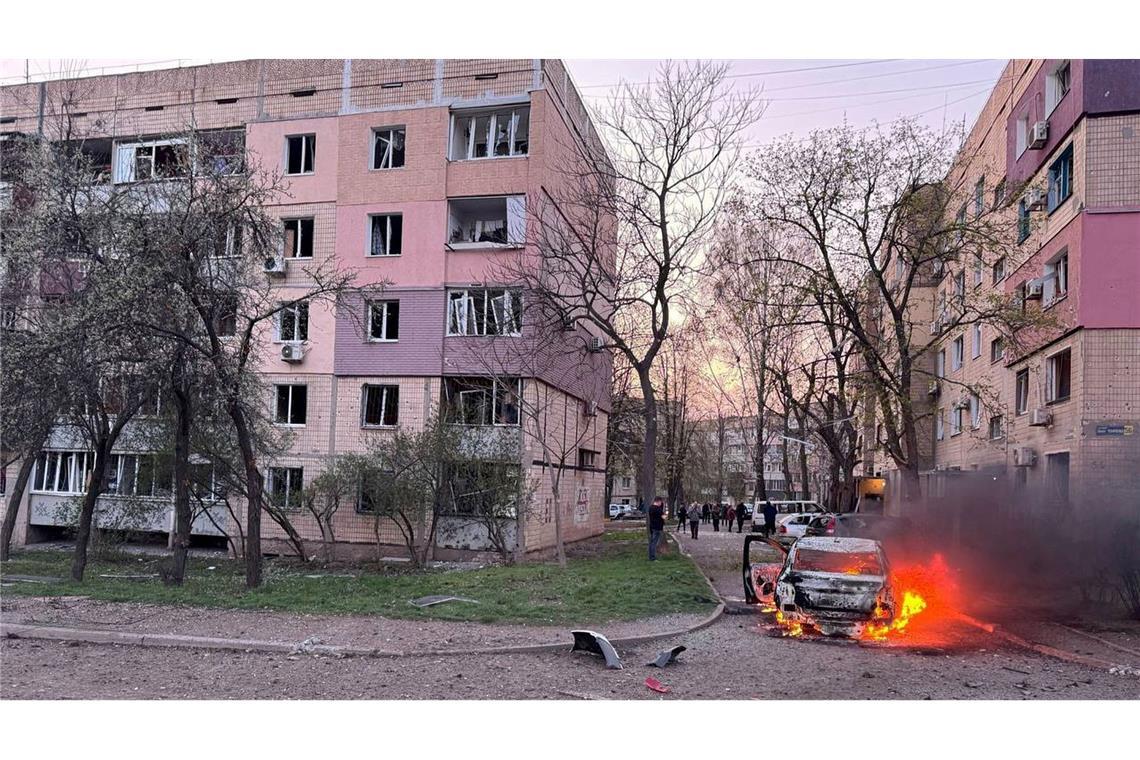 Viele Tote nach russischem Raketenschlag auf Krywyj Rih Nach ukrainischen Angaben sind unter den Opfern des Angriffs auch sechs Kinder.