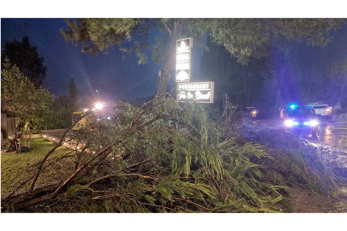 Schwere Gewitter verwüsten beliebte kroatische Ferienregion