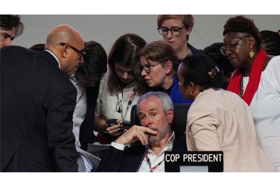 Nachdenklich beim Abschlussplenum: der brasilianische COP-Präsident.