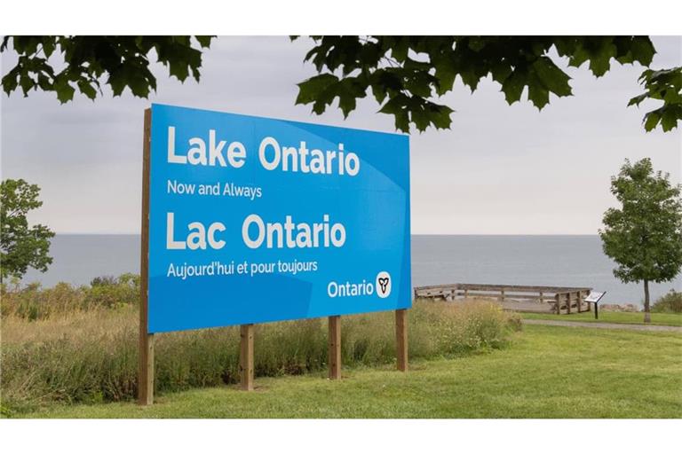 Namensschild am Lake Ontario: Beim Kartendienst Google Maps heißt der See nun auch Lake America - so wie es Donald Trump verfügt hat.