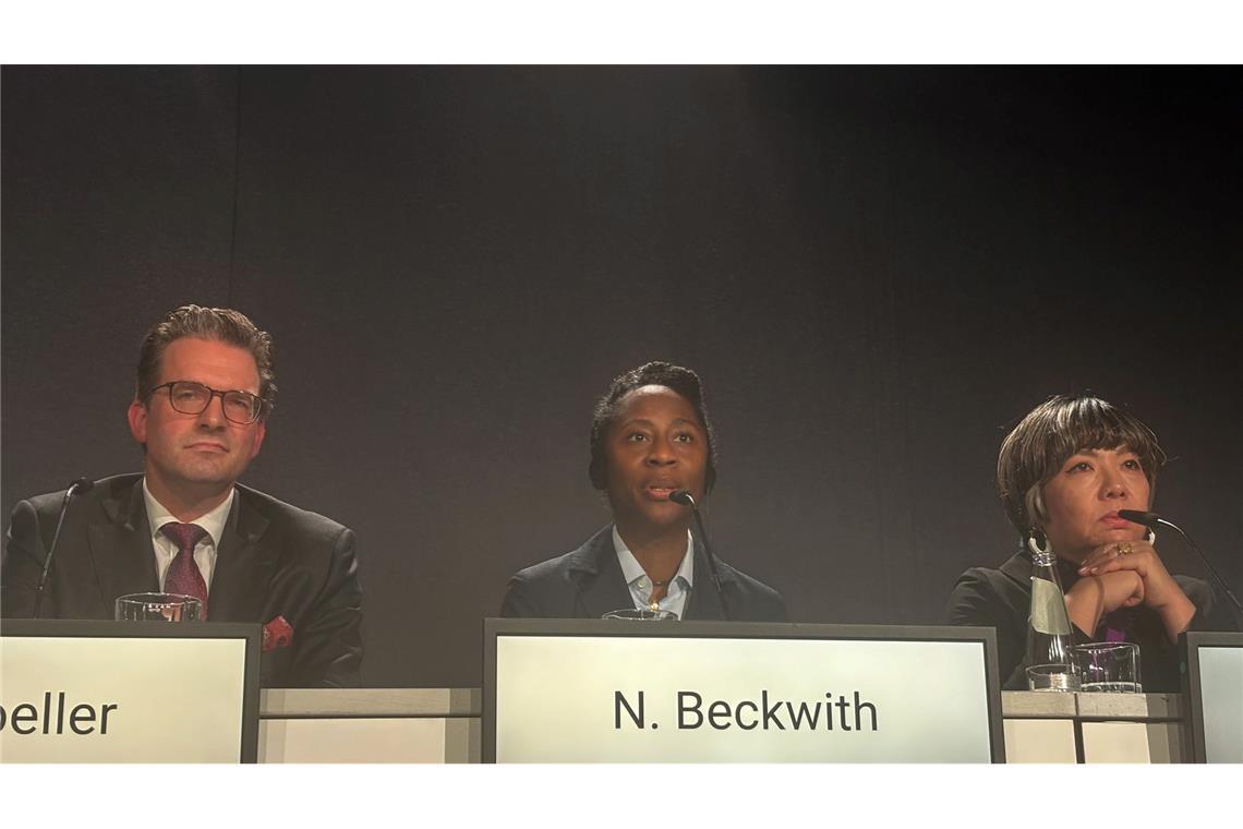 Naomi Beckwith übernimmt Künstlerische Leitung der documenta Naomi Beckwith ist die stellvertretende Direktorin und Chefkuratorin des New Yorker Solomon R. Guggenheim Museums.