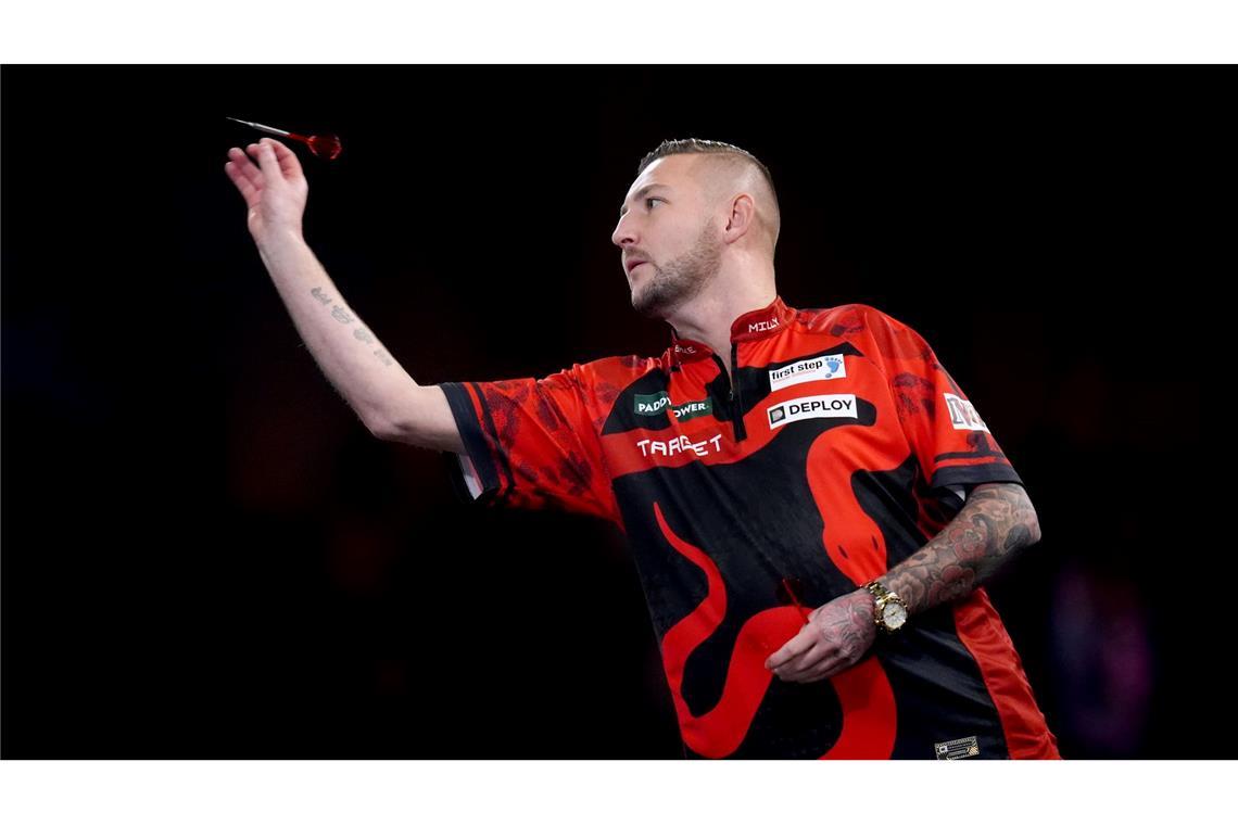 "Vielleicht der Schlechteste": Darts-Fiasko für Pietreczko Nathan Aspinall glänzt im Achtelfinale.