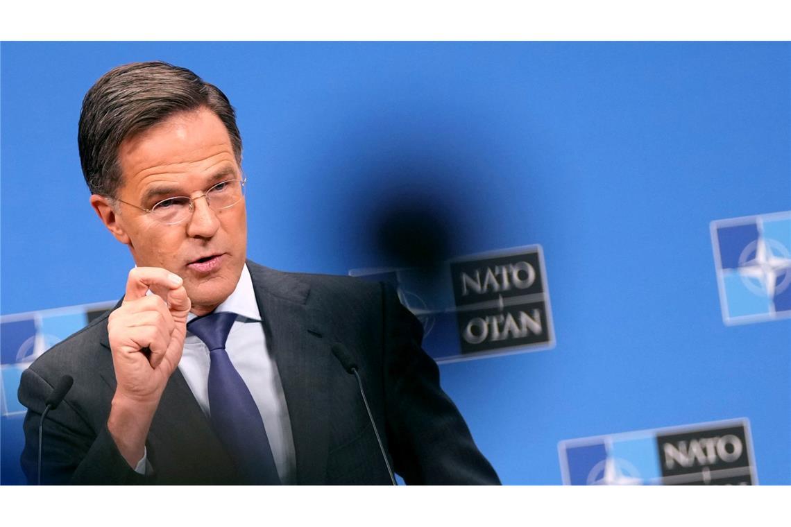 Nato-Generalsekretär: Langfristig mache ich mir Sorgen Nato-Generalsekretär Mark Rutte hält deutlich höhere Verteidigungsausgaben für notwendig. (Archivbild