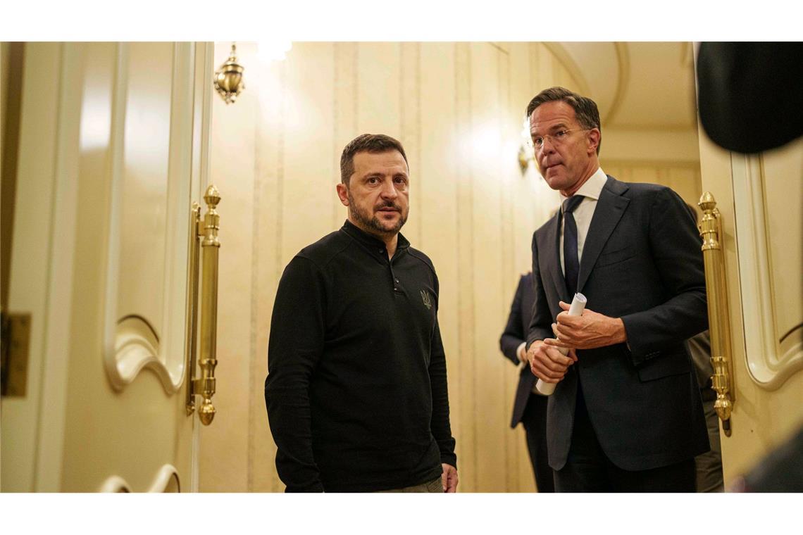 Selenskyj spricht mit Nato über weitere Ukraine-Hilfen Nato-Generalsekretär Mark Rutte hat zu dem Treffen mit Selenskyj eingeladen. (Archivbild)