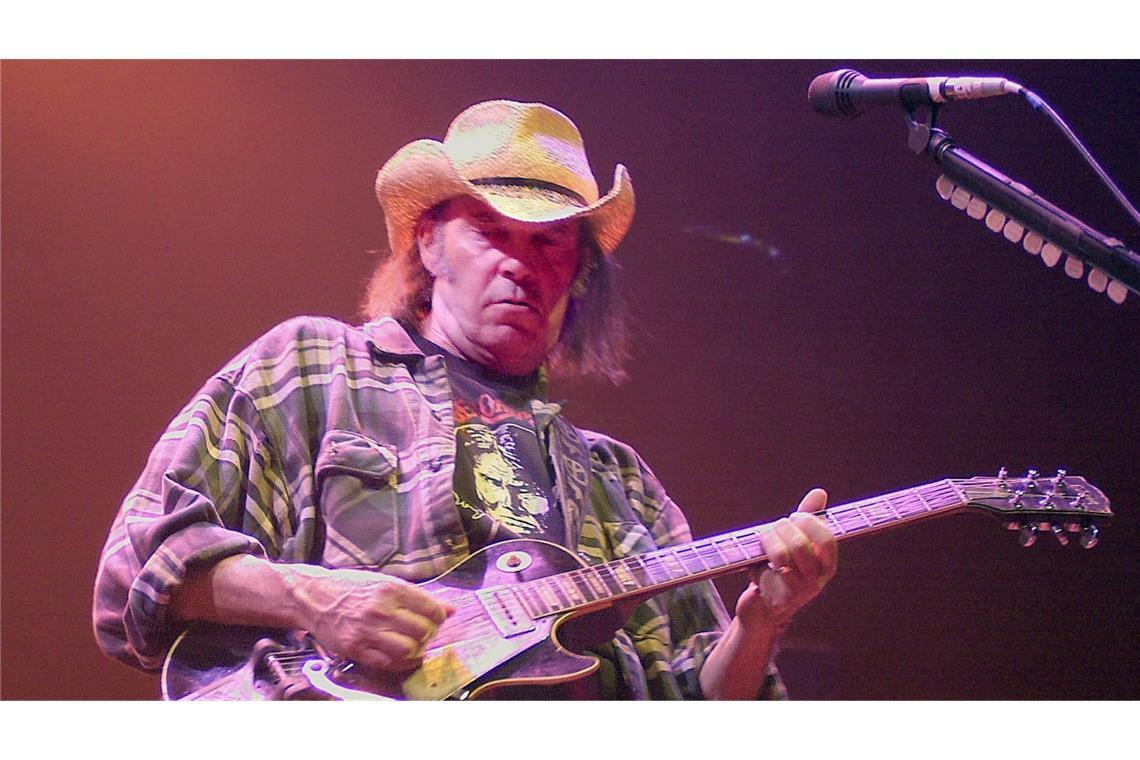 Neil Young kommt nach Berlin, Mönchengladbach und Stuttgart Neil Young im Jahr 2001