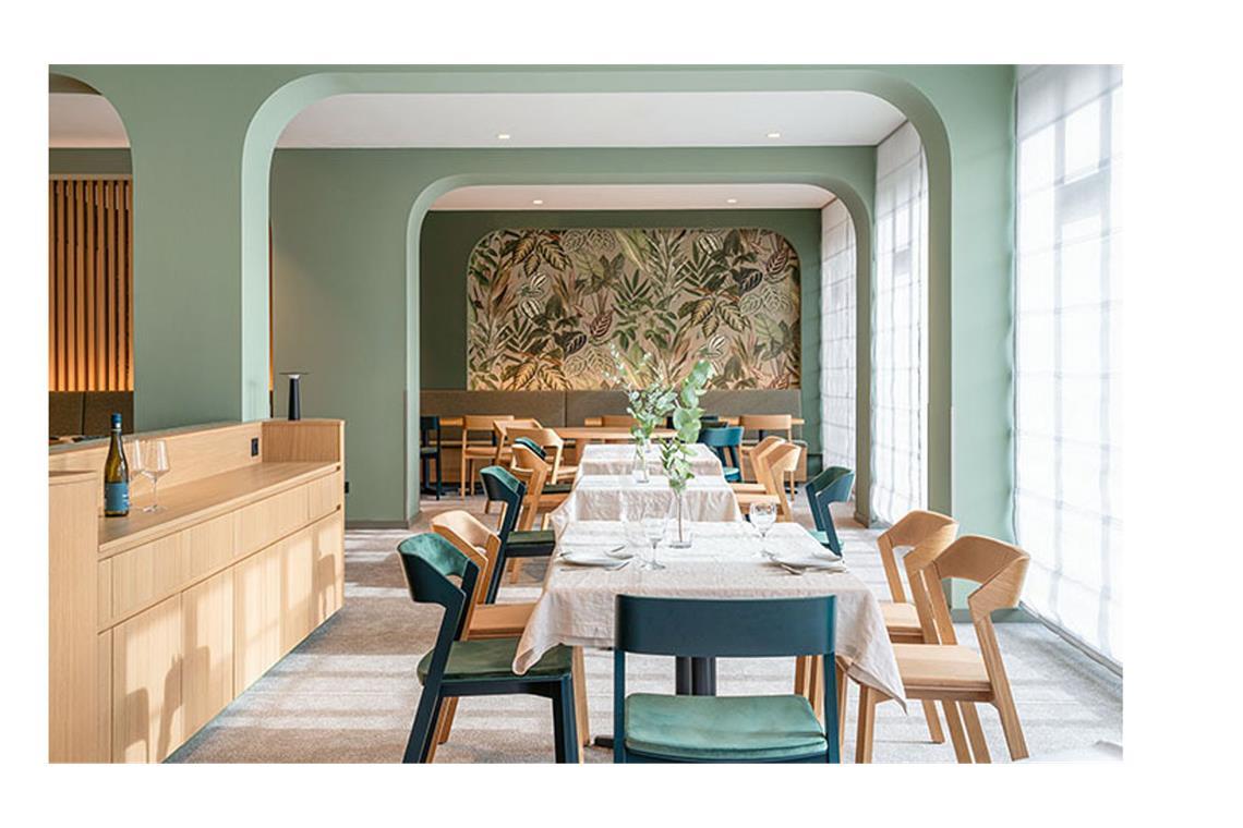 Beste Innenarchitektur Deutschlands gekürt – Stuttgarter Studios erfolgreich Neugestaltung des Restaurants Wolfgangs in Sindelfingen nahe Stuttgart von Natalie Ziesemer und Annika Butting.