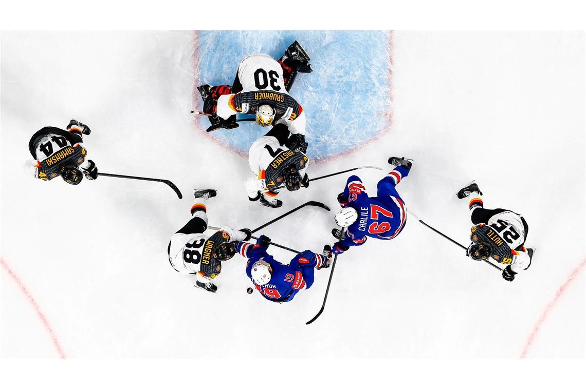 NHL-Torhüter Philipp Grubauer und sein Team kämpften gegen die US-Amerikaner, mussten sich aber geschlagen geben.