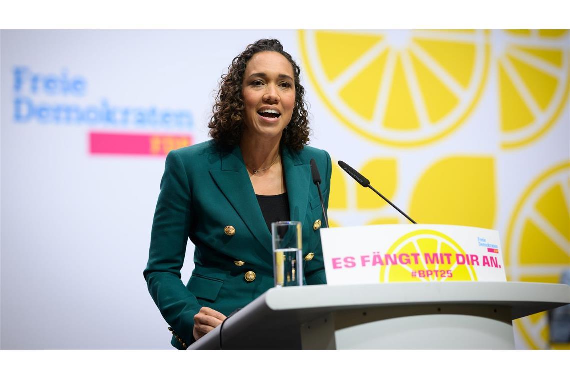 Nicole Büttner ist neue Generalsekretärin der FDP Nicole Büttner ist die neue FDP-Generalsekretärin.