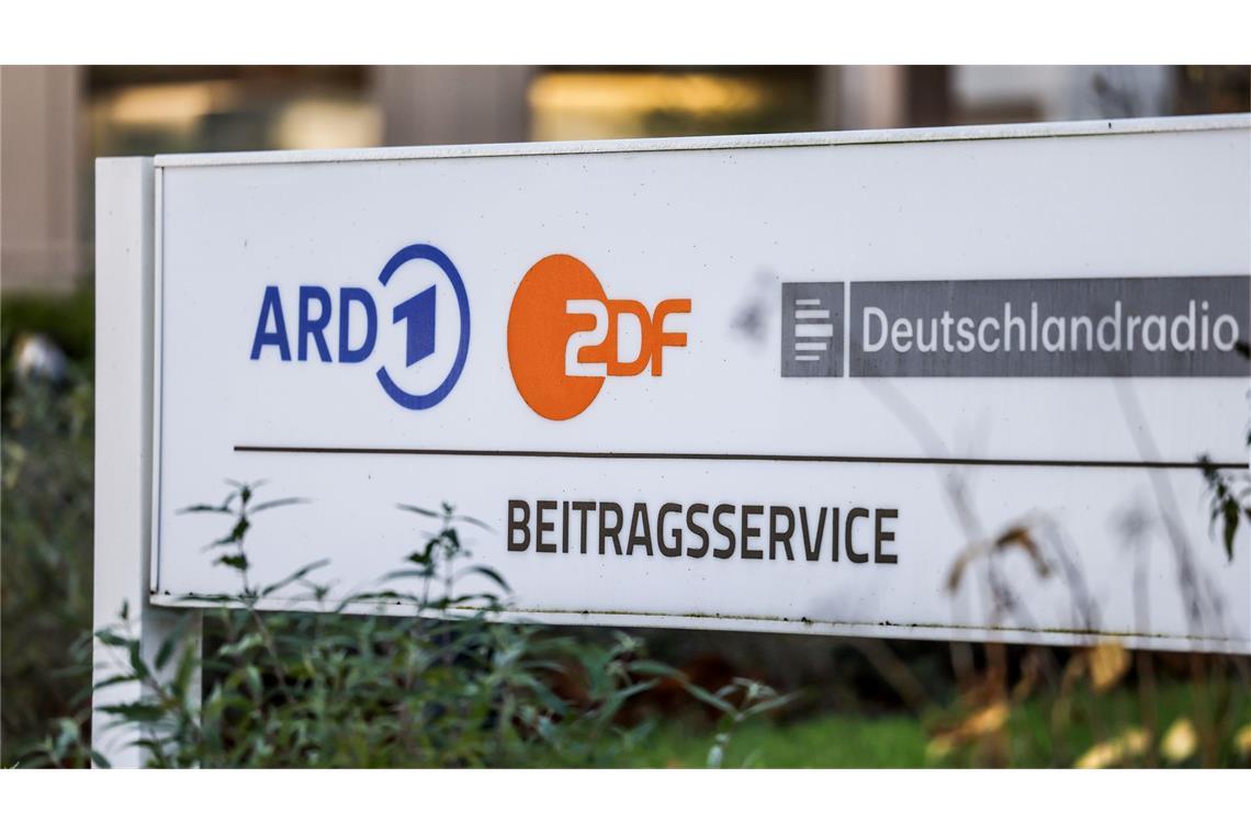 Niedersachsen: Noch Chance auf Einigung zum Rundfunkbeitrag Niedersachsen setzt sich für die Erhöhung des Rundfunkbeitrags auf 18,94 Euro im Monat ein. (Archivbild)