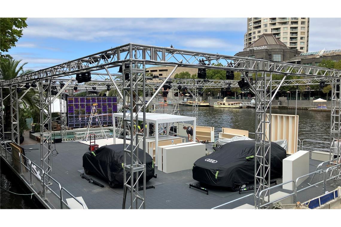 Noch gibt's nicht viel zu sehen auf dem Fan-Hauptquartier von Audi.