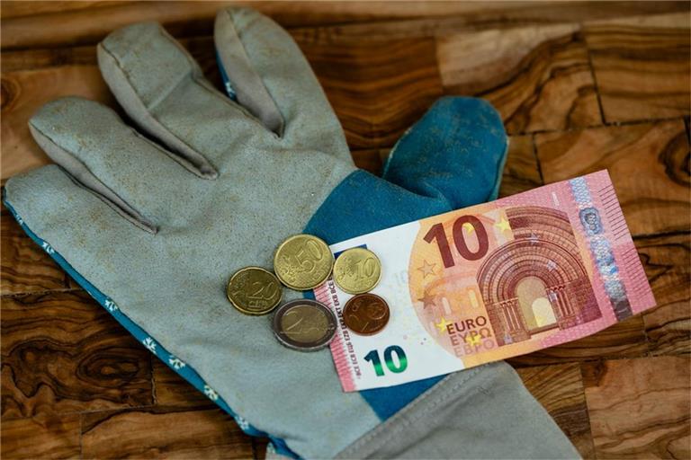 Noch liegt der Mindestlohn bei 12,82 Euro.