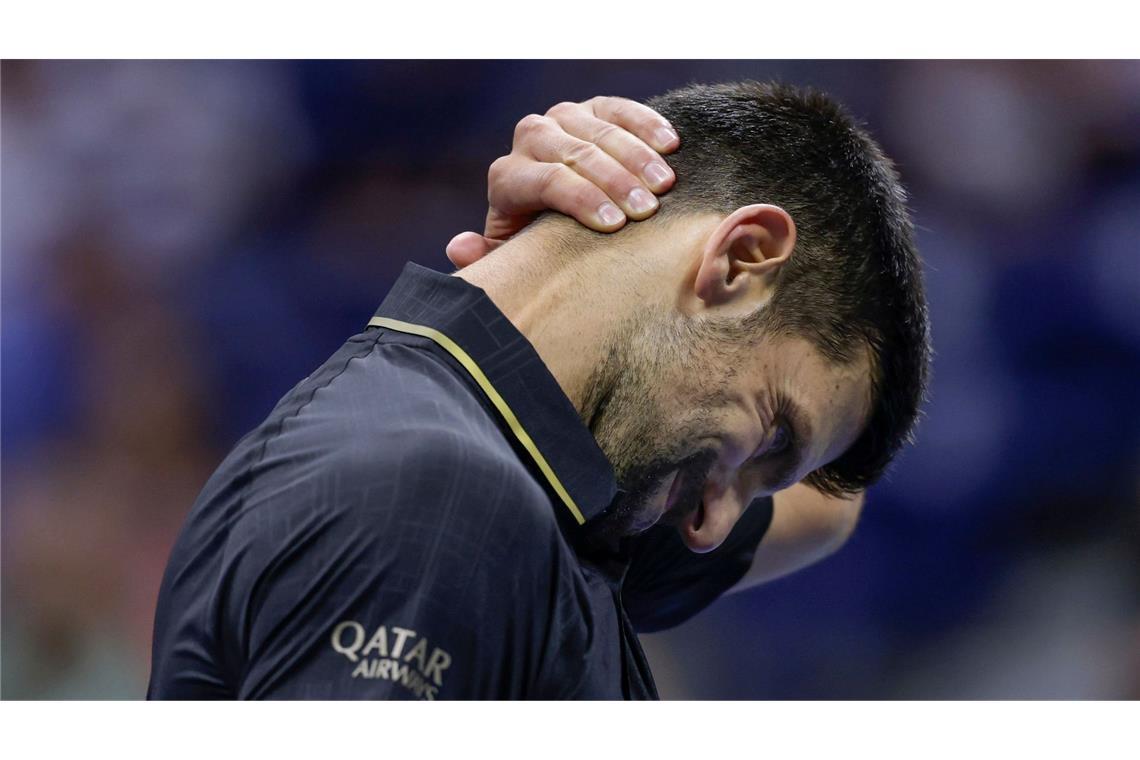 Novak Djokovic spürte offensichtlich seinen Nacken, das hielt ihn aber nicht vom klaren Sieg gegen Jan-Lennard Struff ab.