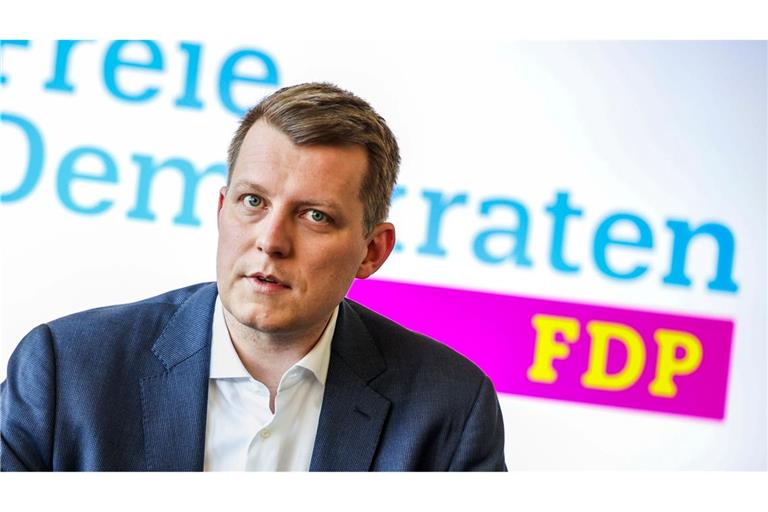 NRW-FDP-Chef Henning Höne gab bekannt, dass er als Bundesvorsitzender der Partei kandidiert.