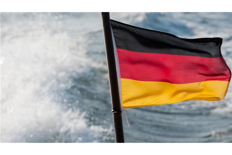 Nur ein Teil der Deutschen Handelsflotte unter deutscher Flagge unterwegs. (Symbolbild)