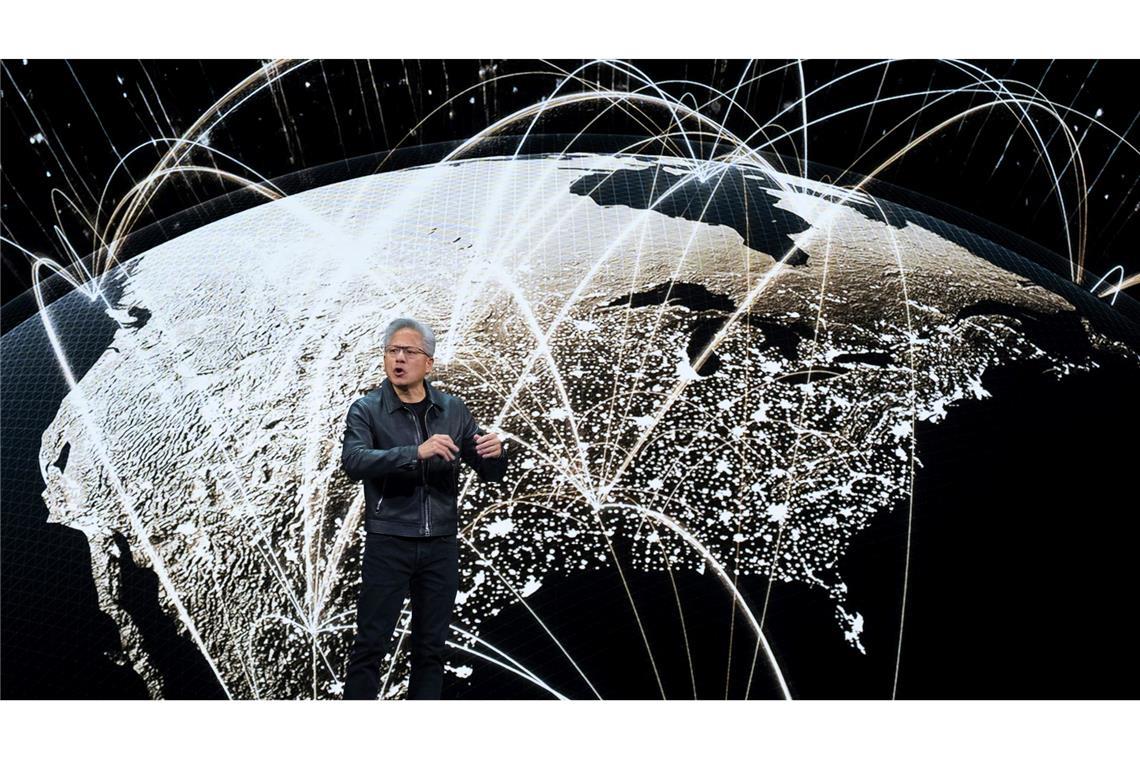 Nvidia als erste Firma mehr als fünf Billionen Dollar wert Nvidia-Chef Jensen Huang gelang es, ein gutes Verhältnis zu US-Präsident Donald Trump aufzubauen.